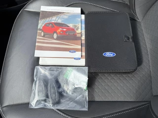 Ford EcoSport Ford EcoSport 1.0 EcoBoost Titanium S 2e Eigenaar,Navi,Clima,Cruise,PDC,Trekhaak,Stoel verw,125pk,Bluetooth,Elek ramen,N.A.P,APK tot 05-2026 - afbeelding nr 24