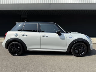 MINI Cooper S MINI Cooper S Mini 2.0 // Serious Business pack // Nieuwstaat // 5 deurs / - afbeelding nr 9