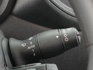 Renault Master Renault Master T35 2.3 dCi 135PK L2H2 Airco Cruise Control Camera Nav PDC V+A Trekhaak 270° Deuren - afbeelding nr 21