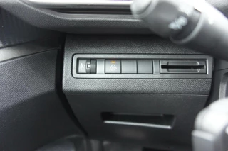 Peugeot 3008 Peugeot 3008 1.2  PT 130pk Aut Camera|CarPlay|I-Cockpit|Navi - afbeelding nr 7