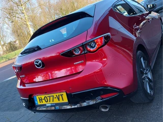 Mazda 3 2.0 e-SkyActiv-X M Hybrid 180pk Comfort | BOSE Sound | Navi | Apple Carplay+Android Auto | Clima | Adap. Cruise | Head-Up | Keyless Entry | Pdc V+A+Camera | Stuur+Stoelverwarming | 18''lm - afbeelding nr 46