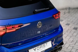Volkswagen Golf Volkswagen Golf 2.0 TSI R 4Motion Performance Akrapovic HUD - afbeelding nr 17