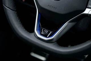 Volkswagen Touareg Volkswagen Touareg R 3.0 TSi eHybrid 4MOTION | Nieuw | Vol opties | Panodak | Dynaudio | Massage | Trekhaak | 22 inch | 5 jaar garantie | - afbeelding nr 24