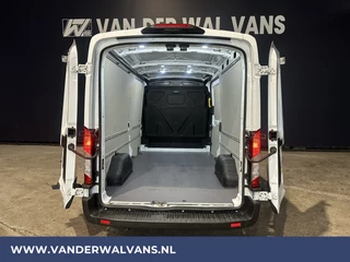 Ford Transit Ford Transit 2.0 TDCI 130pk L3H2 Euro6 Airco | Camera | Navigatie | Cruisecontrol | Stoelverwarming Verwarmde voorruit, Parkeersensoren, Elektrisch verstelbare bestuurdersstoel, Bijrijdersbank - afbeelding nr 3