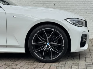 BMW 3 Serie BMW 3-serie Touring 320i High Exec. M-Sport individual Sfeer Leder Camera Pdc v+a Trekhaak Led - afbeelding nr 36