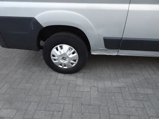 Peugeot Boxer Peugeot Boxer 330 2.0 BlueHDI L2H2 Premium Pack 3 zits airco 67398 km !!!!!!! - afbeelding nr 15