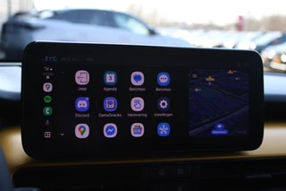 Jeep Avenger Jeep Avenger Summit 54 kWh | ACHTERUITRIJ CAMERA | STOEL VERWARMING | FULL LED KOPLAMPEN | 18
