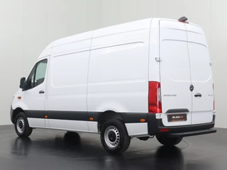 Mercedes-Benz Sprinter Mercedes-Benz Sprinter 317CDI L2H2 | Fabrieksgarantie | Navigatie | Camera | Cruise | Airco | 3-Persoons - afbeelding nr 6
