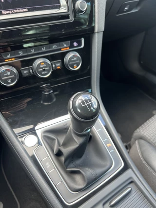 Volkswagen Golf | XENON | TREKHAAK |  CAMERA | NAVI | MASSAGESTOEL | - afbeelding nr 21