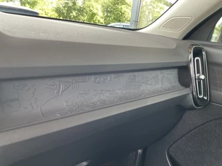 Volvo XC40 Volvo XC40 1.5 T5 Recharge 262 pk Momentum Pro Panoramadak Camera Parkeersensoren Navigatie Led Koplampen Plug In Hybride NL Auto 1e Eigenaar Lage Kilometerstand - afbeelding nr 32