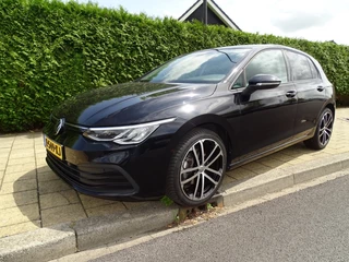 Volkswagen Golf - 359439044-0