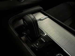 Volvo XC90 PANO/LUCHTVERING/TREKHAAK/HEAD-UP/360CAMERA/H&K/ACC/PILOT-ASSIST/KEYLESS/22