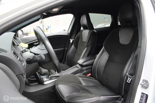 Volvo V40 Volvo V40 2.0 T2 R-Design/Navi/Tel/Pdc/Trekhaak/ - afbeelding nr 18