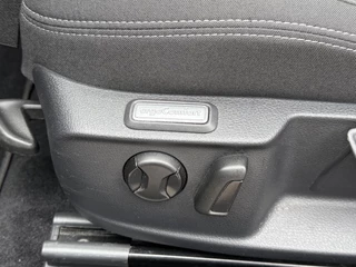 Volkswagen Passat Volkswagen Passat Variant 1.5 TSI Automaat/Trekhaak/Climate control/Stoelverwarming/150PK Keyless entry - afbeelding nr 4