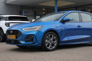 Ford Focus Ford Focus 1.0 EcoBoost Hybrid ST-Line 125pk | Driver Assistance Pack | Matrix LED koplampen | SYNC 4 Navigatie | Draadloos Carplay/Android auto | Camera - afbeelding nr 13