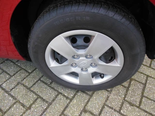 Kia Venga Kia Venga 1.4 CVVT ComfortLine Staat in HOOGEVEEN - afbeelding nr 8