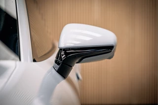 Porsche Taycan Porsche Taycan Performance 84 kWh Goed uitgevoerde Taycan met lage km stand NL geleverd - afbeelding nr 26