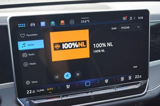 Volkswagen Passat Volkswagen Passat Variant 1.5 eTSI DSG Business 150pk / Panodak / Head-up/ Camera /DCC/ ACC - afbeelding nr 36