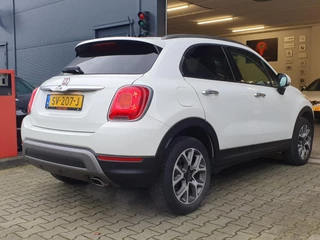 Fiat 500X Fiat 500 X 1.4 Turbo MultiAir Lounge / KEYLESS / DISTR. VERV. / GARANTIE / P.SENSOR / NAVI / BLUET. / CRUISE / LEDER / RESERVEB. ! - afbeelding nr 4