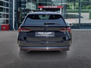Škoda Octavia Škoda Octavia 1.4 TSI DSG RS IV PANO-DAK/CAMERA/MEMORY/NAVI/ACC/STOELVERW/E-KLEP - afbeelding nr 6