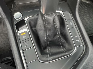 Volkswagen Tiguan Volkswagen Tiguan 1.5 TSI 150pk R-Line 3 x R-Line Pano DSG Camera Keyless Matrix LED 19inch - afbeelding nr 16