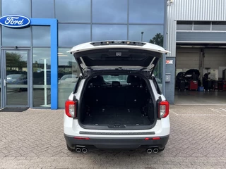 Ford Explorer Ford Explorer 3.0 V6 EcoBoost PHEV ST-Line 457PK Panodak Parelmoerlak Zwart Dak 20