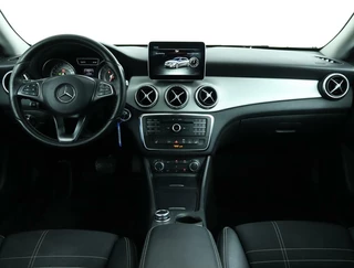 Mercedes-Benz CLA Mercedes CLA-klasse  Airco Automaat Cruise - afbeelding nr 2
