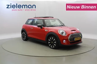 MINI Electric MINI Electric Mini Yours 33 kWh - Panorama, Leer, Carplay, Stoelverw. SOH 95% - afbeelding nr 1