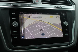 Volkswagen Tiguan Volkswagen Tiguan 1.5TSI R-Line Automaat| ACC | Trekhaak - afbeelding nr 5