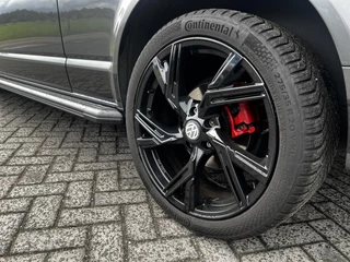 Volkswagen Transporter Volkswagen Transporter Bulli L2H1 2.0TDi 200pk DSG DC | Black Edition | Leer/alcantara | Dubbele cabine | 2x Schuifd m.Sluithulp | 20