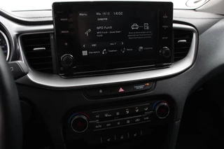 Kia Ceed Sportswagon Kia Ceed Sportswagon 1.0 T-GDi Prestige | Navigatie | Apple Carplay / Android Auto | Climate Control | Cruise Control | Camera | Dab | Lichtmetalen Velgen | Lane Assist | Privacy Glass | - afbeelding nr 12
