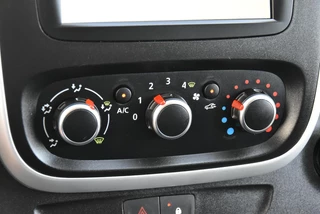 Renault Trafic Renault Trafic 2.0 dCi 120 Pk L2H1 DC Inrichting Navi 6 Pers - afbeelding nr 15
