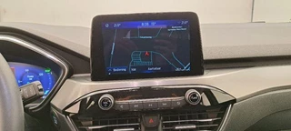 Ford Kuga Ford Kuga 2.5 PHEV Titanium 225pk | Winterpack | Afneembare Trekhaak | 1.500kg Trekgewicht | All Weather Michelin Cross Climate | Sync 3 Navigatie - afbeelding nr 19