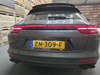 Porsche Panamera Porsche Panamera Sport Turismo 2.9 4 E-Hybrid Pano Sport Chrono 360 softclose Navi Led 21