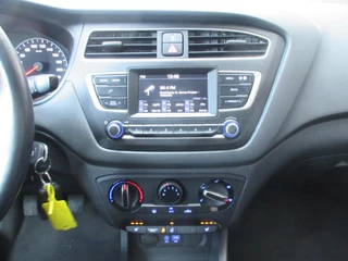 Hyundai i20 Hyundai I20 1.0 T-GDI Comfort Stoel/Stuurverwarming PDC - afbeelding nr 13