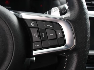 Jaguar F-PACE Jaguar F-PACE 5.0 V8 AWD SVR 551 pk Panorama dak | Meridian sound | Premium Pack | Light Pack | ACC | Leder | ADS |360 Camera - afbeelding nr 18