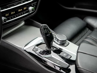 BMW 5 Serie BMW 5-serie Touring 520d 191PK M-Sport Panorama Leder Led Sportstoelen Origineel NL - afbeelding nr 28