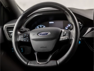 Ford Focus Automaat (APPLE CARPLAY, GROOT NAVI, STUUR/STOELVERWARMING, SPORTSTOELEN, LANE ASSIST, CAMERA, GETINT GLAS, NIEUWE APK, NIEUWSTAAT) - afbeelding nr 20