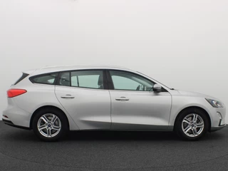 Ford Focus TREKHAAK / CARPLAY / NAVI / AIRCO / PDC / BLUETOOTH / CRUISE / NL-AUTO - afbeelding nr 17