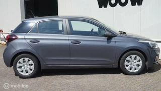 Hyundai i20 Hyundai i20 1.0 T-GDI Comfort Automaat Navi | Achteruitrijcamera | Climate Control | Cruise Controle - afbeelding nr 4