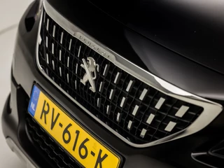 Peugeot 2008 Vol Automaat (PANORAMADAK, APPLE CARPLAY, NAVIGATIE, CAMERA, LEDER, STOELVERWARMING, SPORTSTOELEN, XENON, CLIMATE, CRUISE, NIEUWSTAAT) - afbeelding nr 37