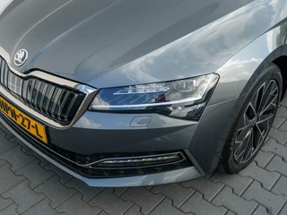 Škoda Superb Skoda Superb Combi 1.4 TSI iV 218pk Laurin & Klement | Leder | Panoramadak | 360 Camera | Trekhaak - afbeelding nr 47
