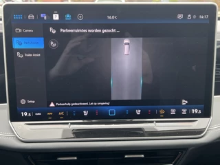 Volkswagen Passat Navigatie Panoramadak Trekhaak IQ Light Leder Elek Stoelen + Verwarming + Koeling + Massage 360 Camera Extra Getint Glas Vol Opties BTW Auto MHEV - afbeelding nr 21