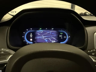 Volvo XC90 Volvo XC90 T8 Recharge AWD R-Design BLACK LONG RANGE PANO/TREKHAAK/HEAD-UP/MEMORY/H&K/CAMERA/ACC/PILOT-ASSIST/KEYLESS/LEER-SPORT/GOOGLE/PRIVACY/20