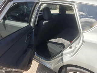 Toyota Auris Toyota Auris 1.8 Hybrid 2016 CRUISE/NAVI/CAM/DEALER-OND/APK! - afbeelding nr 12