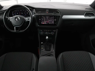 Volkswagen Tiguan Volkswagen Tiguan 1.5 TSI R-Line | DSG | 360 camera | Active Info |  Keyless | Adaptive cruise | Trekhaak | Full LED | Park Assist | Carplay | Navigatie - afbeelding nr 7