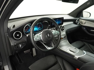 Mercedes-Benz GLC Mercedes-Benz GLC 300e AMG // Panoramadak // Burmester // 360 Camera // Keyless // Carbon // Sfeerverlichting // Carplay - afbeelding nr 11