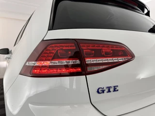 Volkswagen Golf Aut. *FULL-LED | NAVI-FULLMAP | SPORT-SEATS | DAB+  | TOWBAR | ECC | SHIFT-PADDLES | PARKPILOT | CRUISE | 18''ALU* - afbeelding nr 26
