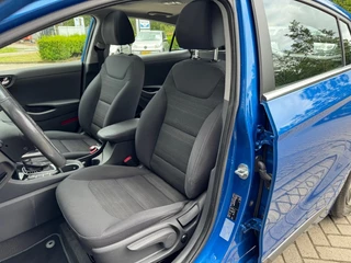 Hyundai IONIQ Hyundai IONIQ 1.6 GDi First Edition Carplay Trekhaak Keyless Clima - afbeelding nr 4