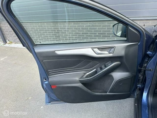 Ford Focus Ford Focus Wagon 1.0 EcoBoost Edition CARPLAY*AIRCO*HAAK*PDC - afbeelding nr 28